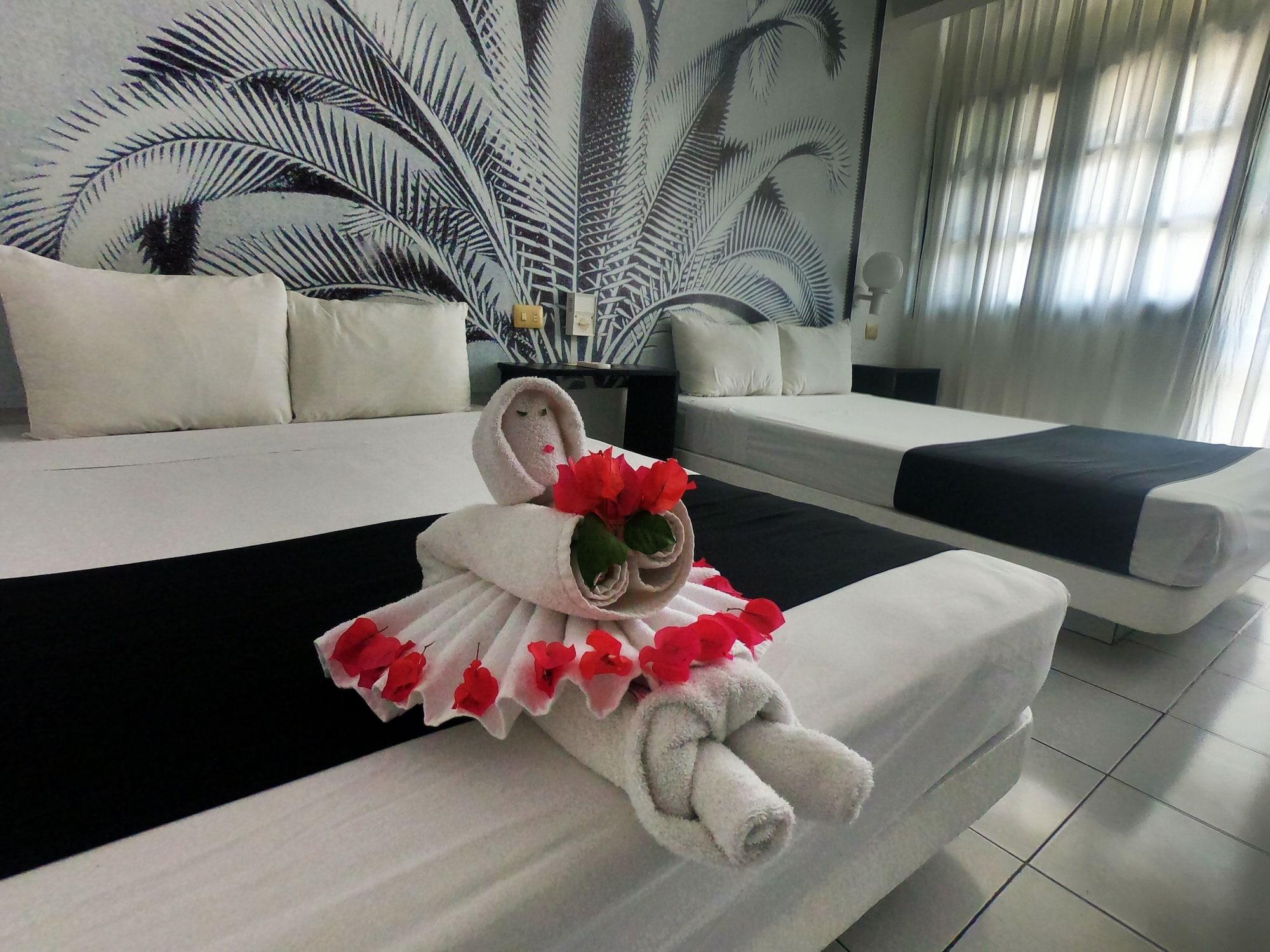 Maya Del Mar On Fifth Avenue Playa del Carmen Exterior foto
